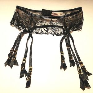 🔥Send Offer* Agent Provocateur OZELLA Garter Belt Skirted Suspender Size 4